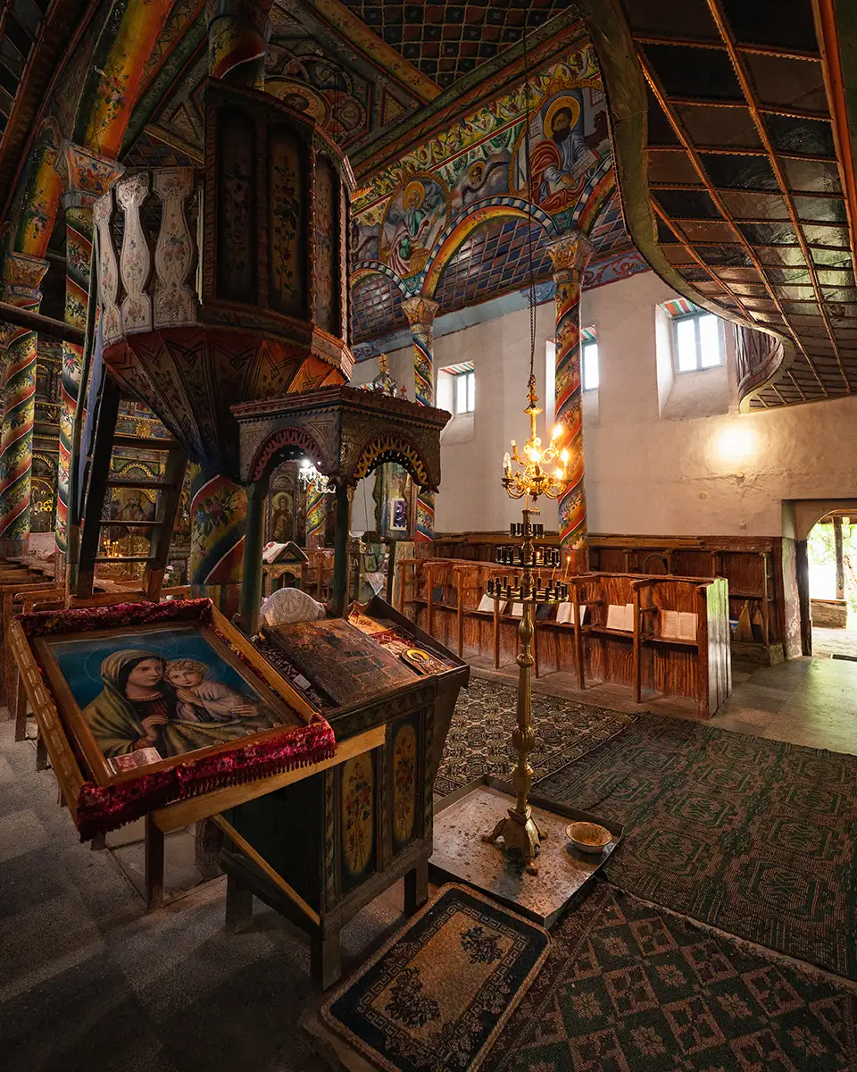 Долене - Храм „Успение Богородично“