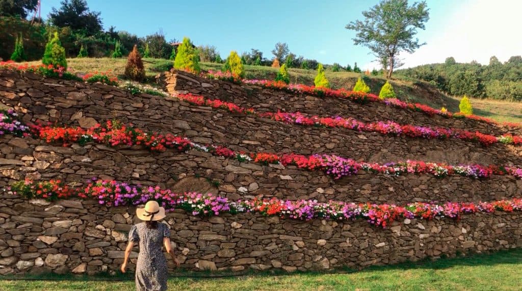 Долене - Каменните Градини